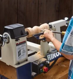 Rikon 14" × 20" Midi Lathe (70-1420VSR) 9 Rikon 14" × 20" Midi Lathe (70-1420VSR) -Lee Valley 03J7316 u 0114