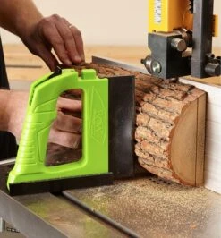 GuidePRO Bandsaw Guide 6 GuidePRO Bandsaw Guide -Lee Valley 03J7336 guidepro bandsaw guide u 0189