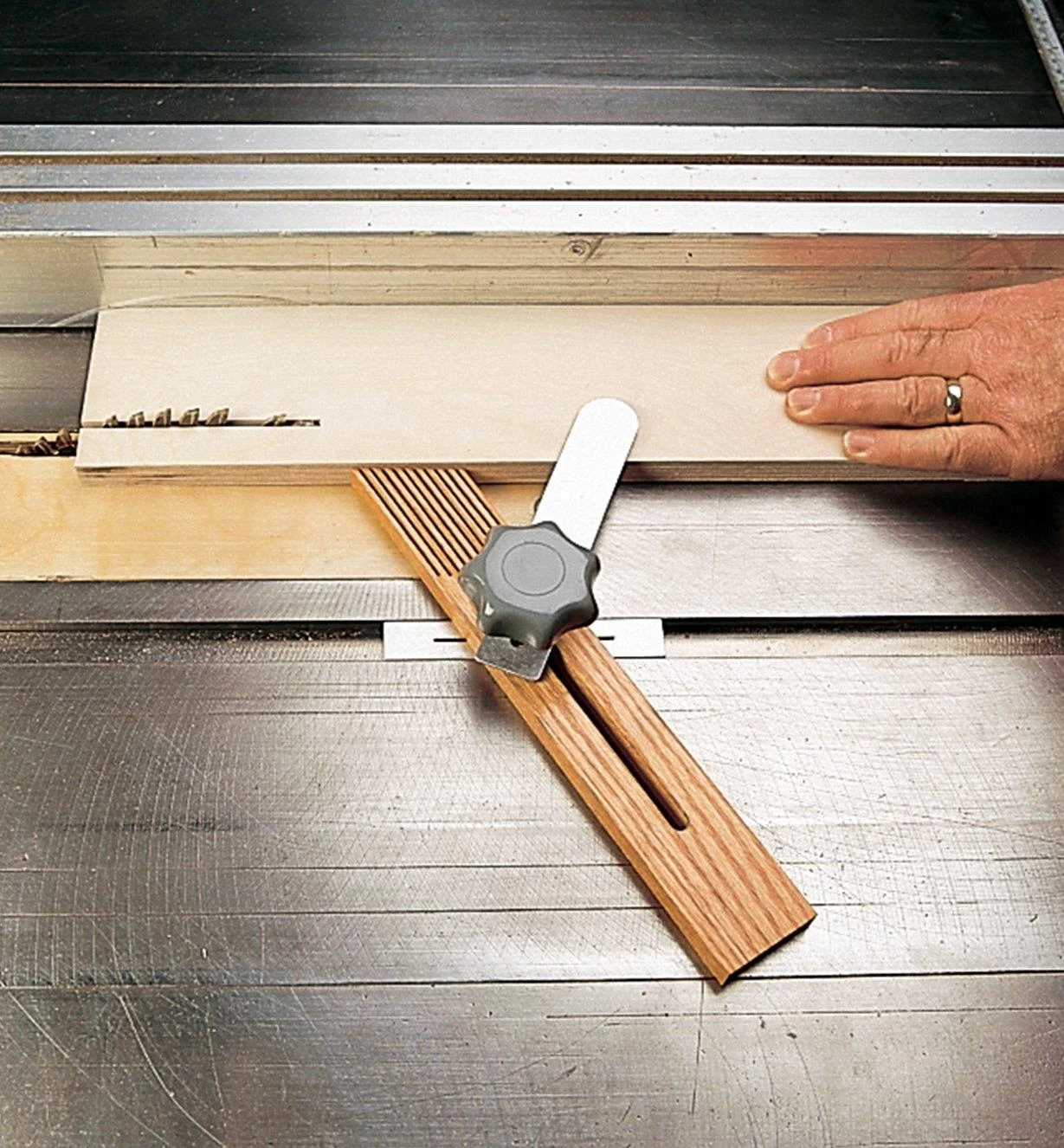 Featherboard 1 Featherboard