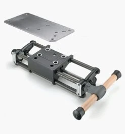 Veritas Quick-Release Sliding Tail Vise -Lee Valley 05G3001 veritas quick release sliding tail vise i 0009 r