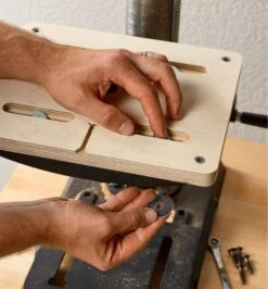 Veritas Small Drill-Press Table & Fence 14 Veritas Small Drill-Press Table & Fence -Lee Valley 05J6810 veritas small drill press table and fence u 0001