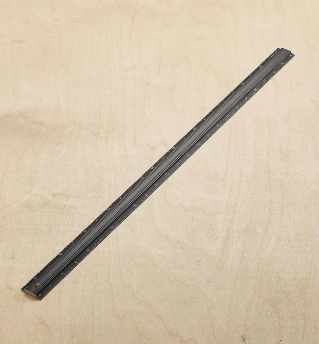 Veritas 24" Aluminum Bench Rule 4 Veritas 24" Aluminum Bench Rule - Image 4