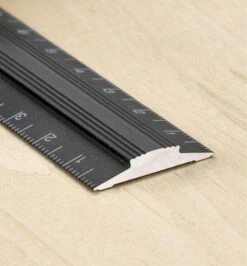 Veritas 300mm Aluminum Bench Rule 8 Veritas 300mm Aluminum Bench Rule -Lee Valley 05N0522 i 5143