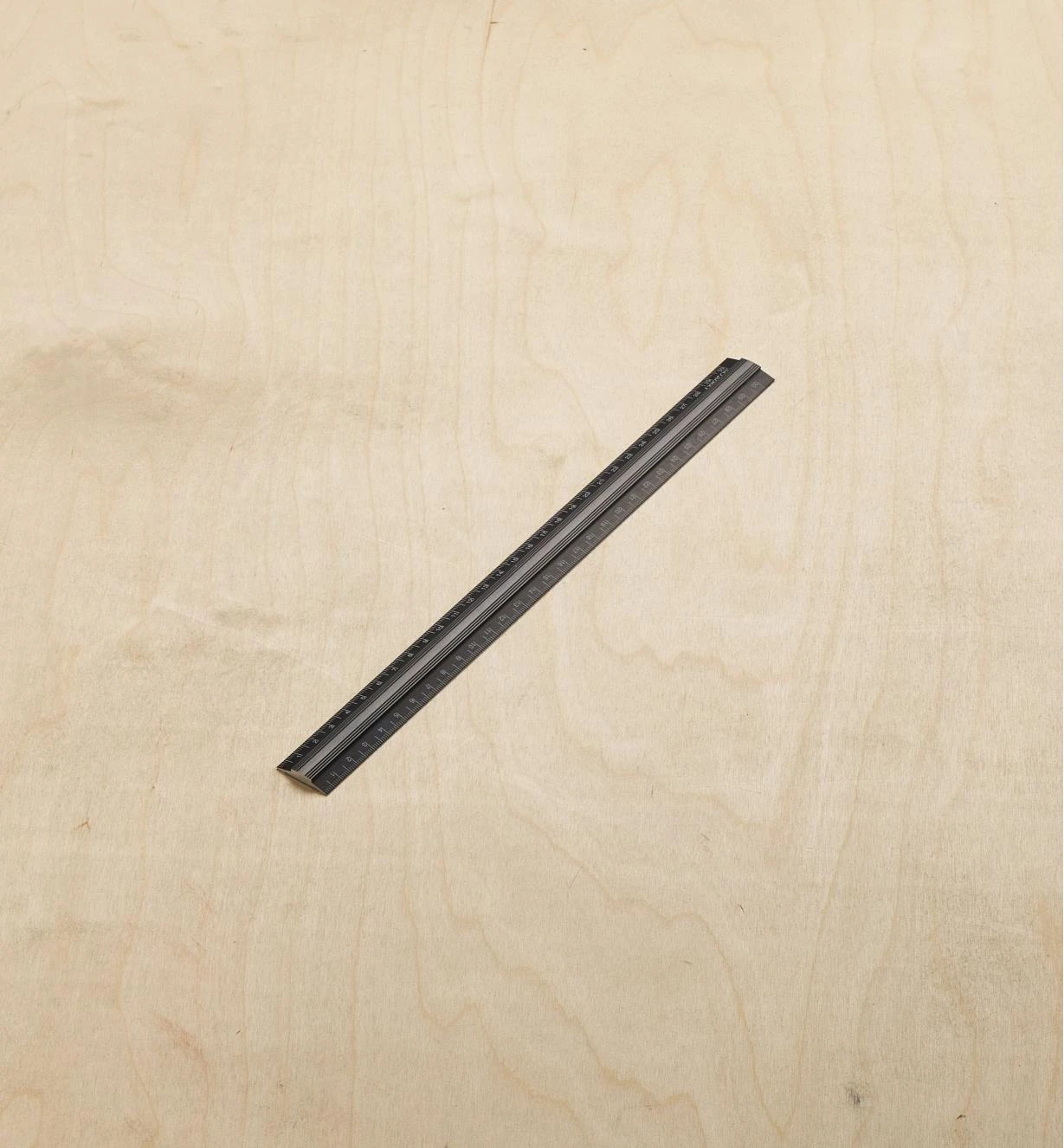 Veritas 300mm Aluminum Bench Rule 6 Veritas 300mm Aluminum Bench Rule - Image 6