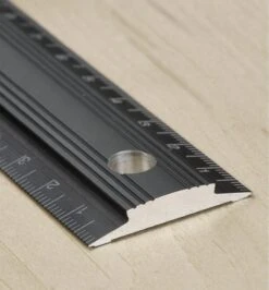 Veritas 450mm Aluminum Bench Rule 8 Veritas 450mm Aluminum Bench Rule -Lee Valley 05N0523 u 5057