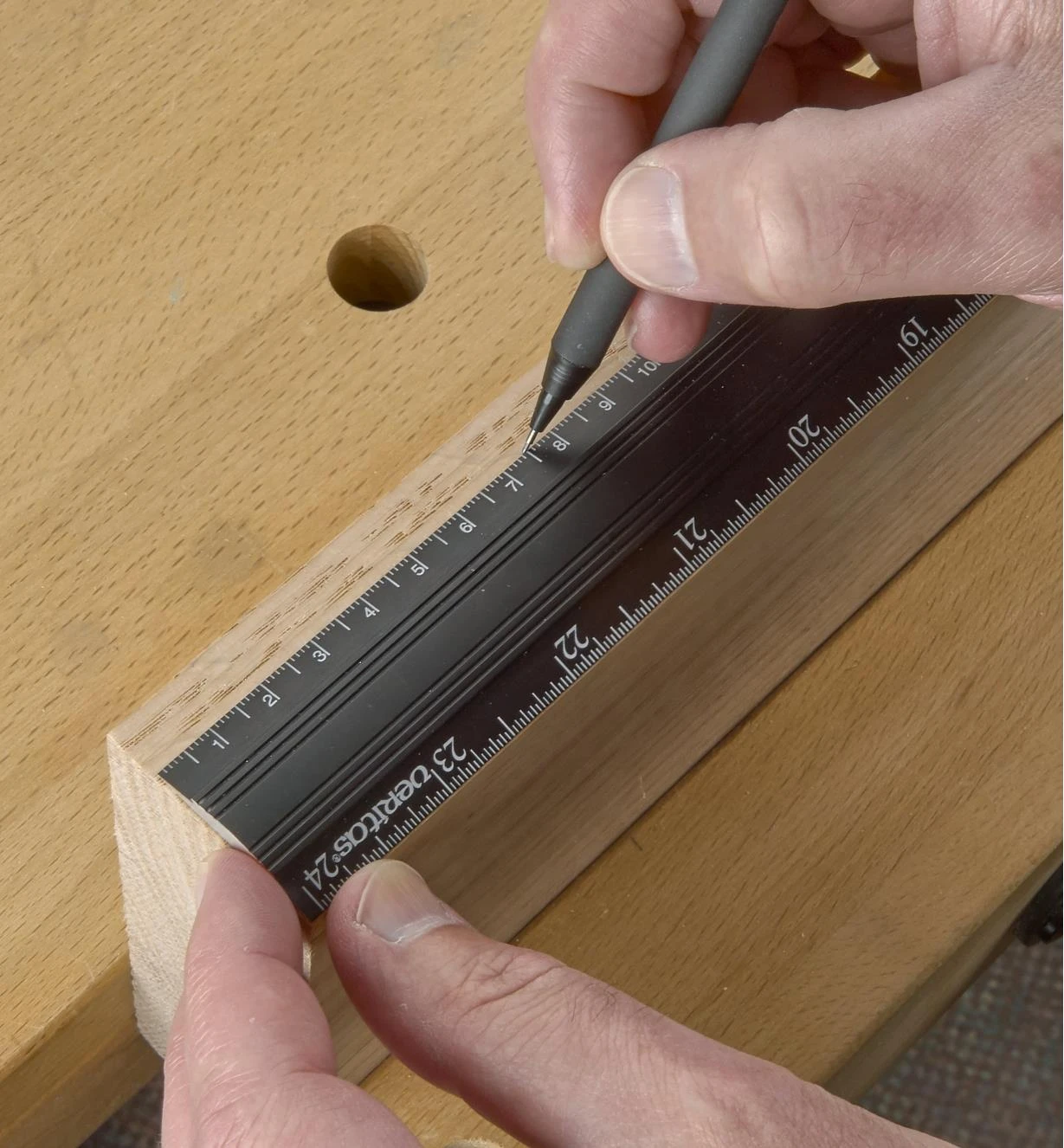 Set Of 4 Veritas Imperial/Metric Aluminum Bench Rules 2 Set Of 4 Veritas Imperial/Metric Aluminum Bench Rules - Image 2