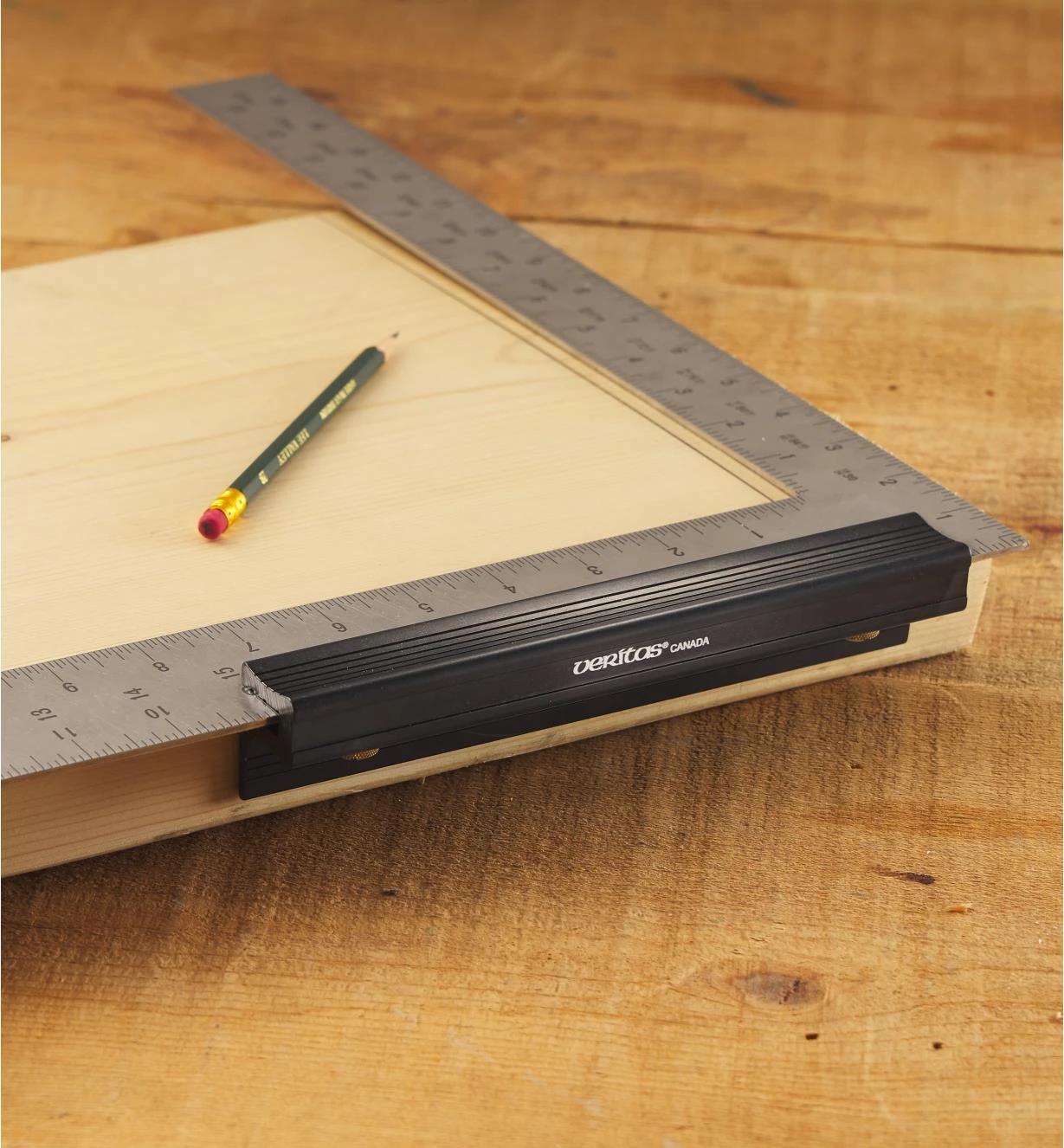 Veritas Square Fence 4 Veritas Square Fence - Image 4