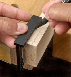 Veritas 2 1/2" Pocket Layout Square 17 Veritas 2 1/2" Pocket Layout Square -Lee Valley 05N5412 u 3648