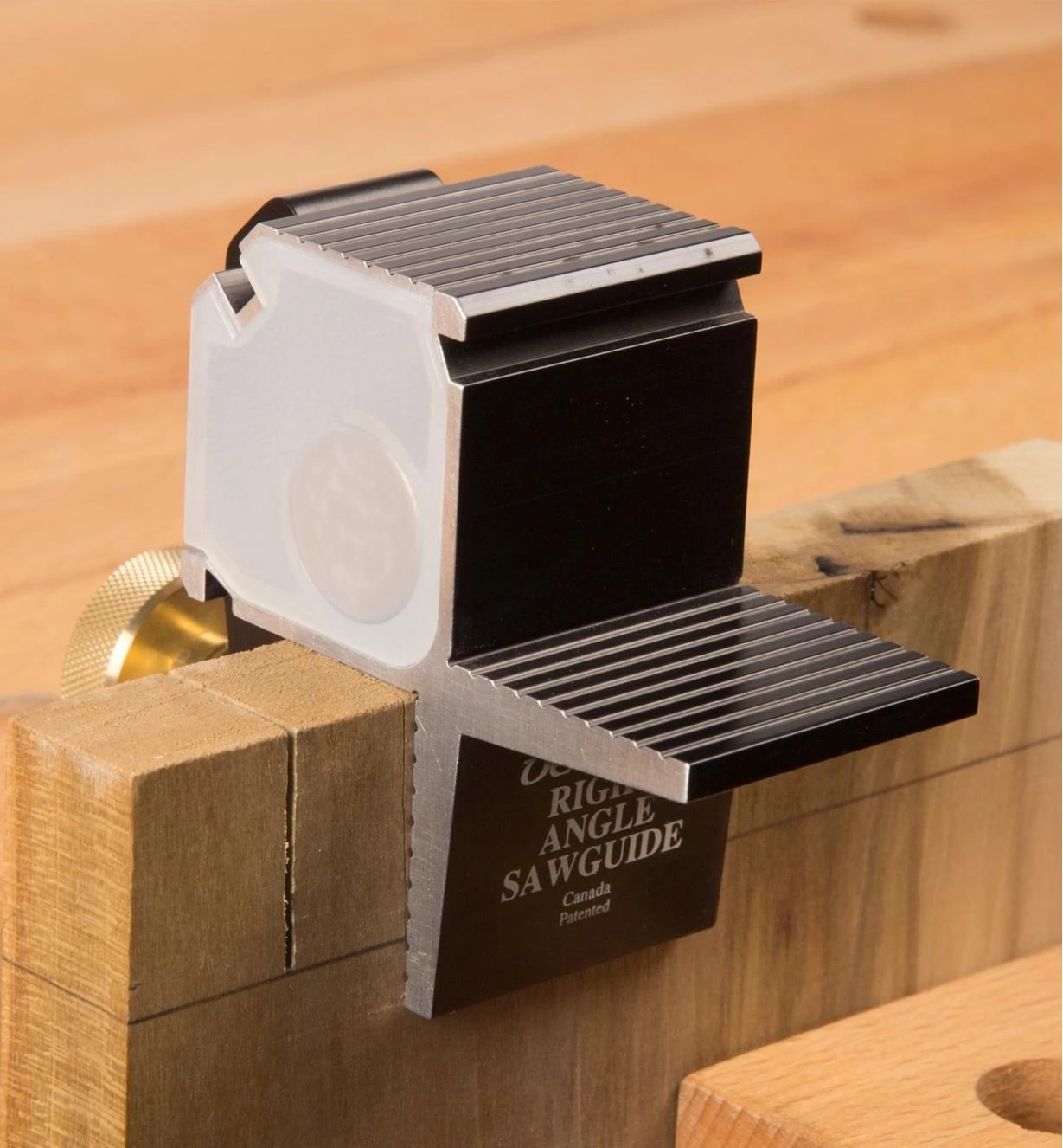 Veritas Right-Angle Saw Guide 2 Veritas Right-Angle Saw Guide - Image 2