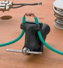 Detail Hand Vise 13 Detail Hand Vise -Lee Valley 09A0199 detail hand vise i 02 r