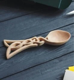 BeaverCraft Celtic-Style Lovespoon Carving Kit 9 BeaverCraft Celtic-Style Lovespoon Carving Kit -Lee Valley 10S1083 u 0003