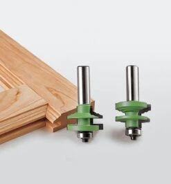 Small Classic Rail And Stile Set 5 Small Classic Rail And Stile Set -Lee Valley 16J6893 1 3 8 inch x 7 8 inch x 1 2 inch small classic rail and stile set i 01 r