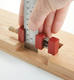 Czeck Edge Ruler Stop 5 Czeck Edge Ruler Stop -Lee Valley 16N0105 czeck edget ruler stop u 01 r