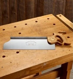 Bad Axe Right-Hand No. 9 Precision Tenon Saw