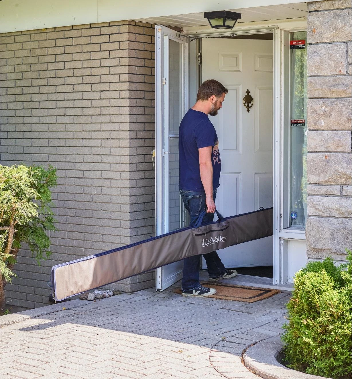 Lee Valley Track Saw Guide Rail Bag For 3000mm (120") Guide Rail 2 Lee Valley Track Saw Guide Rail Bag For 3000mm (120") Guide Rail - Image 2