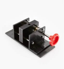Self-Centering Pen Drilling Vise