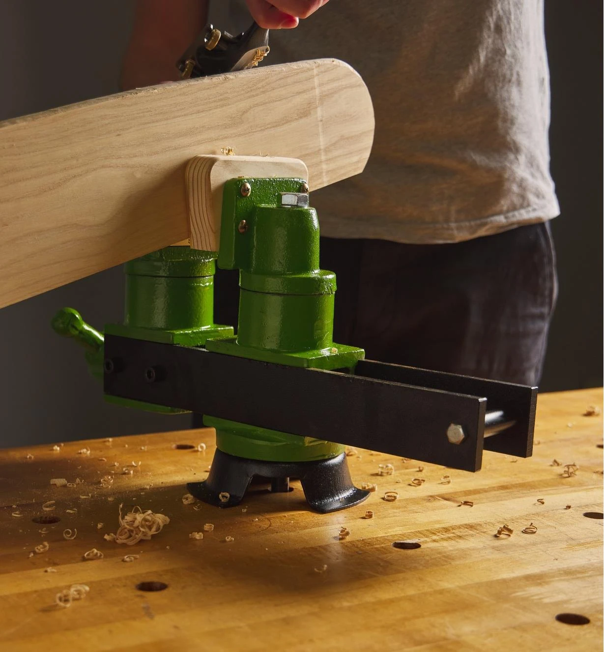 Universal Vise 2 Universal Vise - Image 2