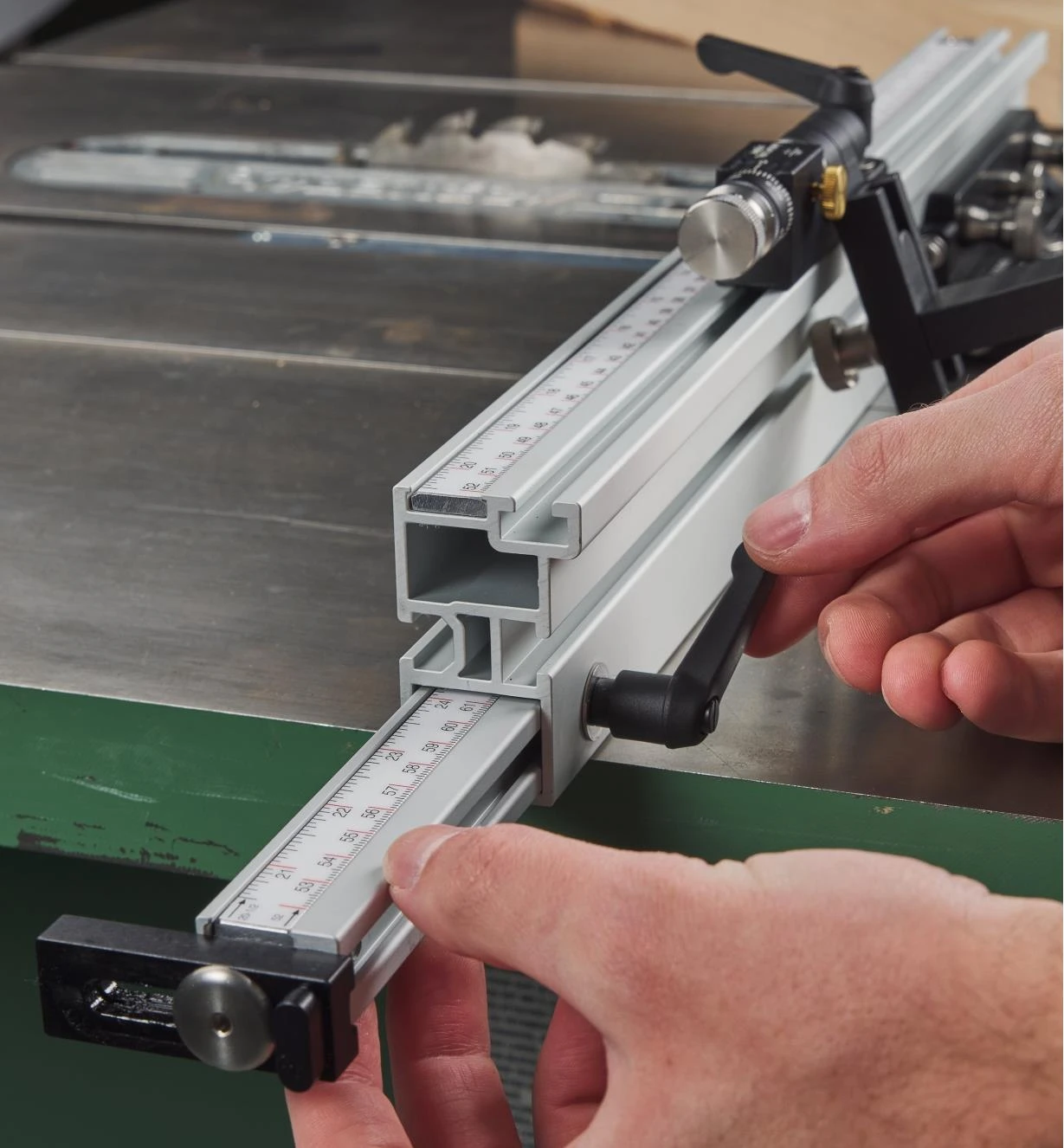 JessEm Mite-R-Excel II Miter Gauge With Micro-Adjuster 6 JessEm Mite-R-Excel II Miter Gauge With Micro-Adjuster - Image 6