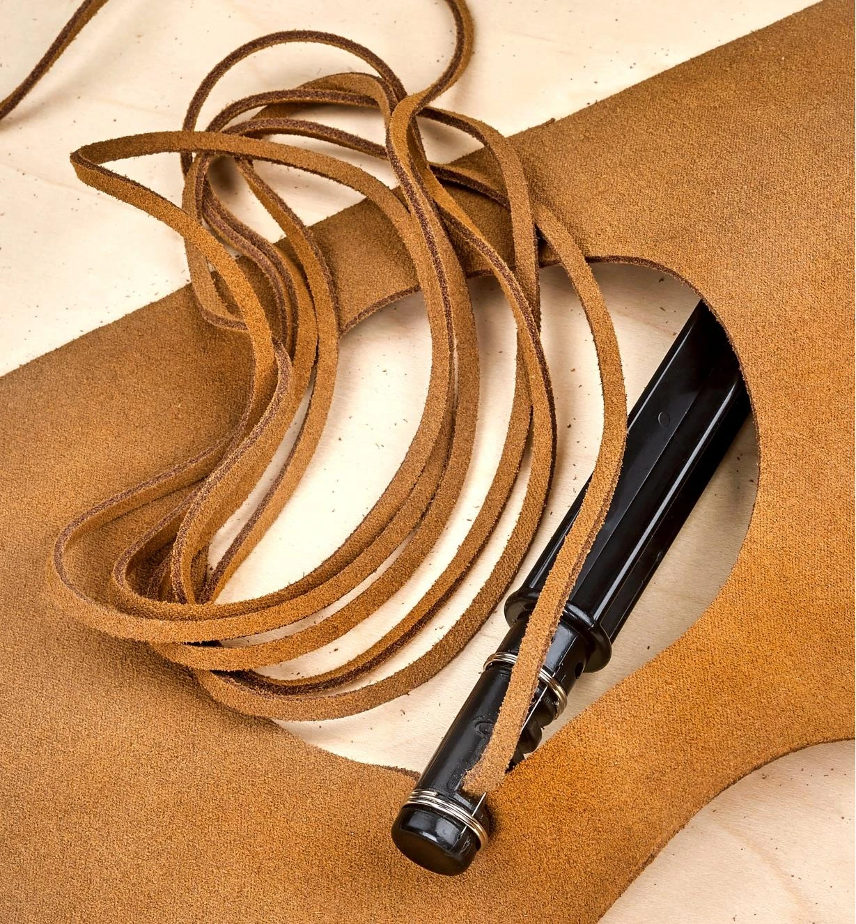 Leather Lacing Cutter 5 Leather Lacing Cutter - Image 5