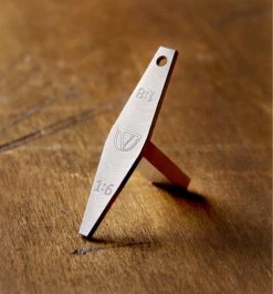 Crucible Dovetail Template 7 Crucible Dovetail Template -Lee Valley 97K5034 d 0166