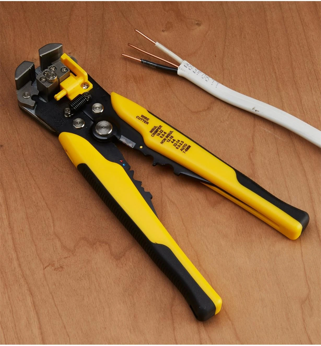 Self-Adjusting Wire Stripper 3 Self-Adjusting Wire Stripper - Image 3