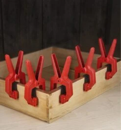 Set Of 8 Edging Clamps 10 Set Of 8 Edging Clamps -Lee Valley 99W1154 set of 8 edging clamps u 0690