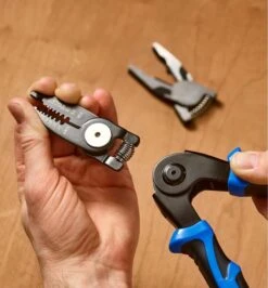 Contingency Pliers 17 Contingency Pliers -Lee Valley 99W1862 u 0218