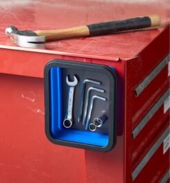 Collapsible Magnetic Trays 11 Collapsible Magnetic Trays -Lee Valley 99W1920 u 0064