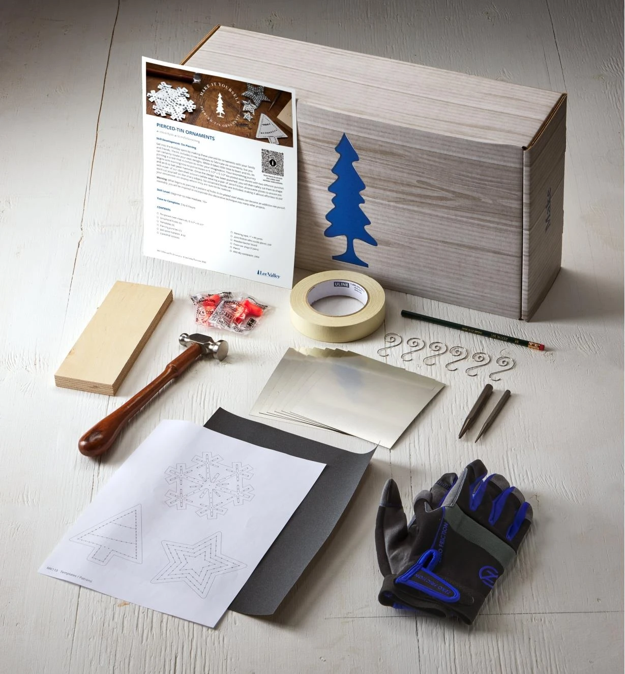 Make It Yourself Pierced-Tin Ornaments Kit 4 Make It Yourself Pierced-Tin Ornaments Kit - Image 4